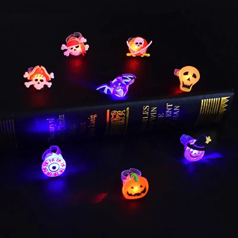 50Pcs(+2pcs) Halloween Light Up Rings Party Favors Light Up Toys luminous Flash Finger LED Ring Blinking Jelly Rubber Ring for Kids Adults Christmas Gifts Plastic Spooky